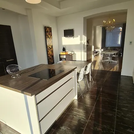 Appartement Charmante Maison Familiale *